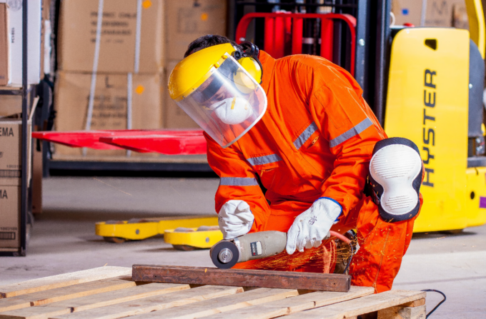 Infortuni sul lavoro nel Nord Ovest i settori più colpiti sono industria e terziario