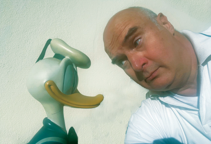 Enrico Faccini è un disegnatore Disney: “La mia vita come un fumetto”
