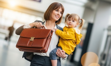 Le mamme del Nordovest sono sempre più equilibriste secondo l'analisi di Save the Children