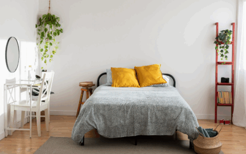 Più di 700 euro al mese per una stanza singola a Milano, la città più cara d’Italia