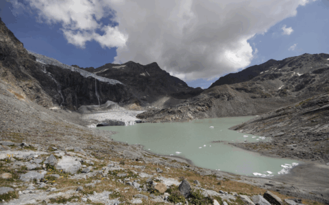 Alpi e ghiacciai fragili nel nostro Paese: Legambiente da Torino lancia l’allarme