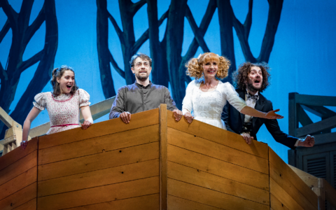 Il musical “Aggiungi un posto a tavola” approda a Milano