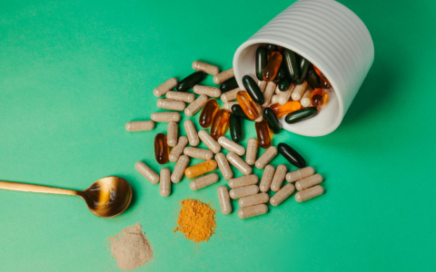 Integratori e nutraceutici su misura ma bisogna evitare il “fai da te”