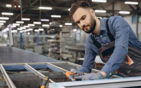 Nel 2025 crescono le imprese, il dato record di Milano