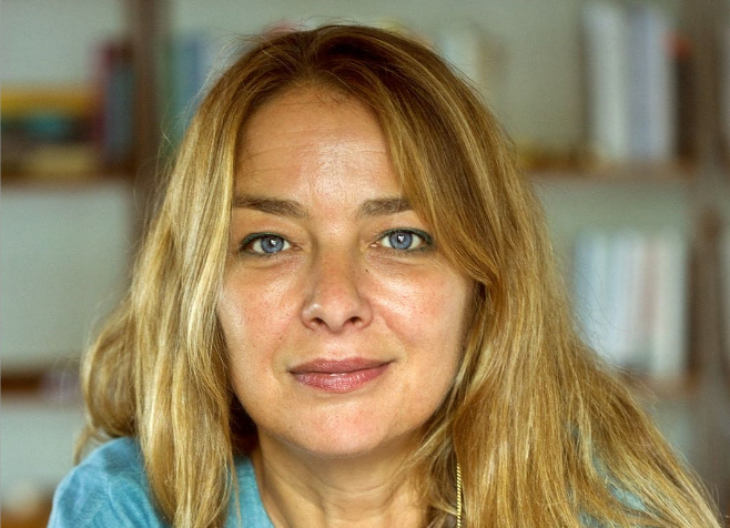 Lia Piano si racconta: «Io, scrittrice, indecisa ma inflessibile»