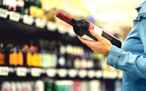 Barolo, Barbaresco, Barbera: è crisi