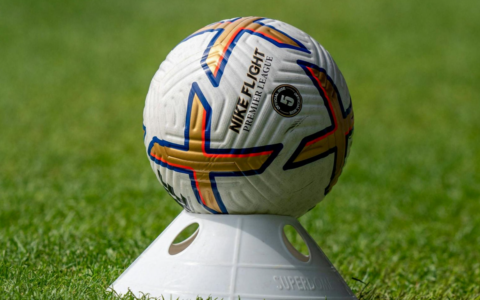 Il fuori gioco blocca la Premier League