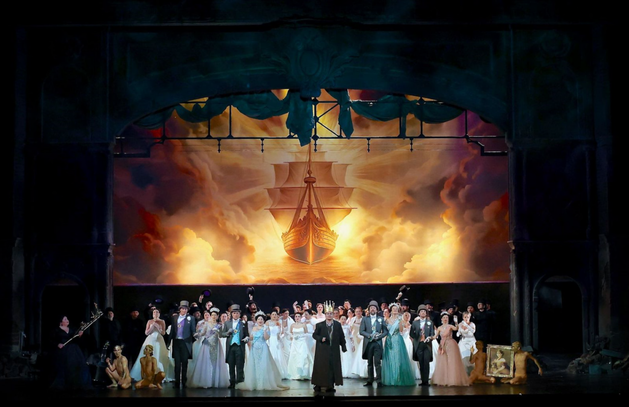 Premio della Critica Musicale “Franco Abbiati”  per la migliore scenografia a Gary McCann