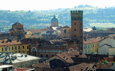 Asti è la città dalle cento torri