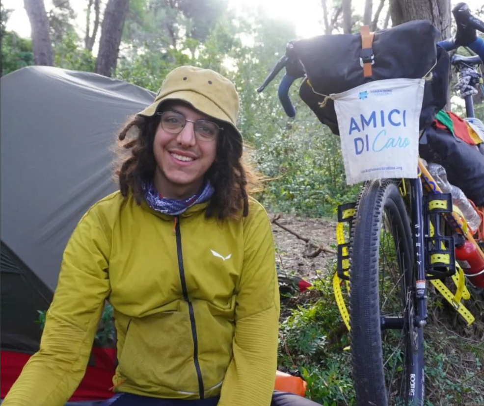 Il cuneese Simone Avataneo e il giro del mondo in bici contro il bullismo