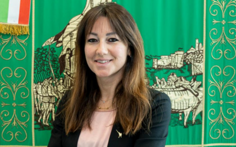 Regione Lombardia sostiene l’acquisto di parrucche per pazienti oncologici