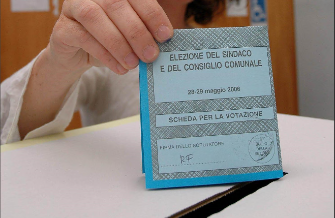 Cresce l’astensionismo dei lombardi