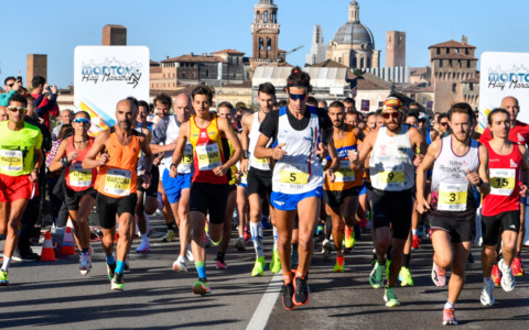 A Mantova la 31ª edizione della Half Marathon non dimentica la solidarietà