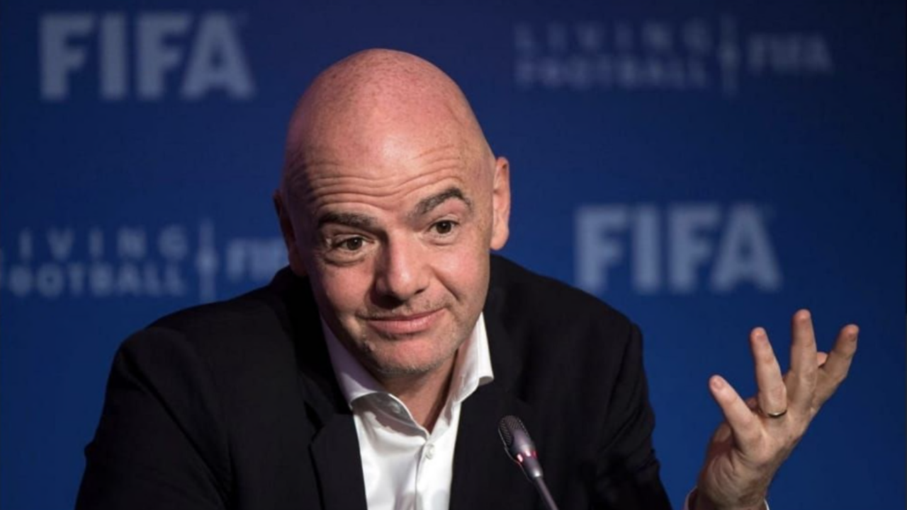 Infantino vuole il secondo mandato, ma si allarga il fronte dei contrari alla sua riconferma