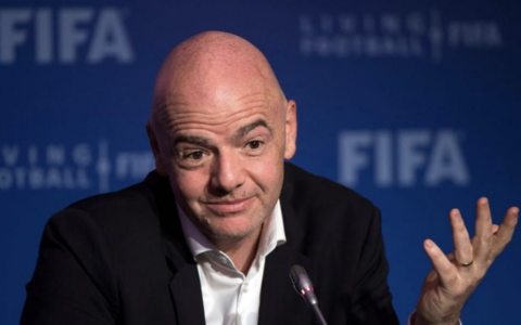 Infantino vuole il secondo mandato, ma si allarga il fronte dei contrari alla sua riconferma